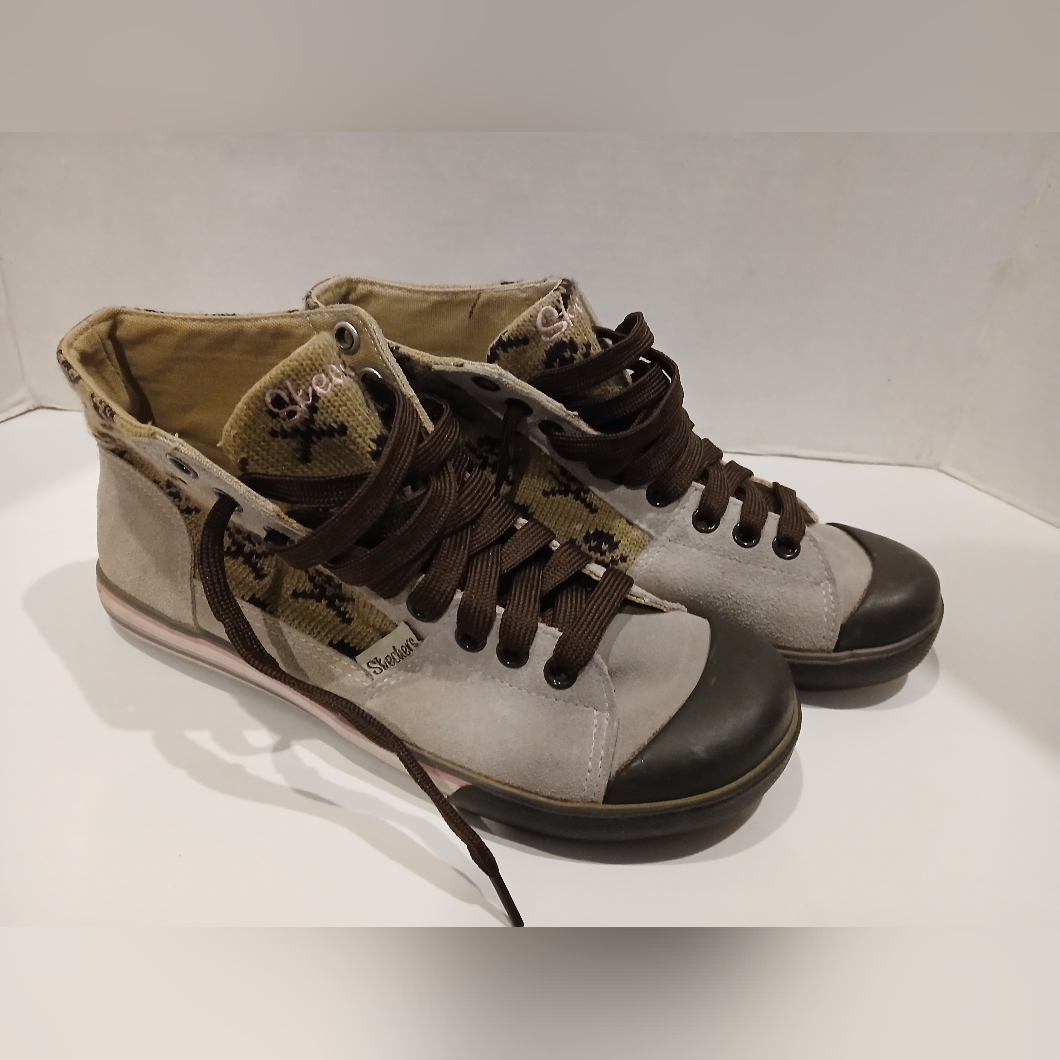 Skechers Cali Canvas Skull & Bones Shoes Tan Brown Pink Women's Size 7